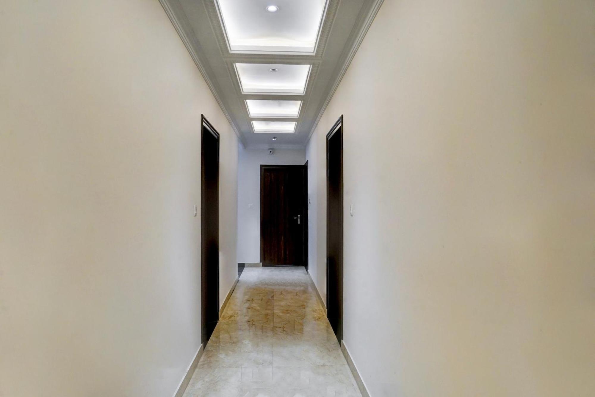 Collection O Golden Sapphire Hotel Джайпур Екстериор снимка